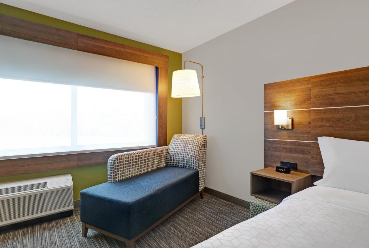 Holiday Inn Express - Kingston West By Ihg Eksteriør billede