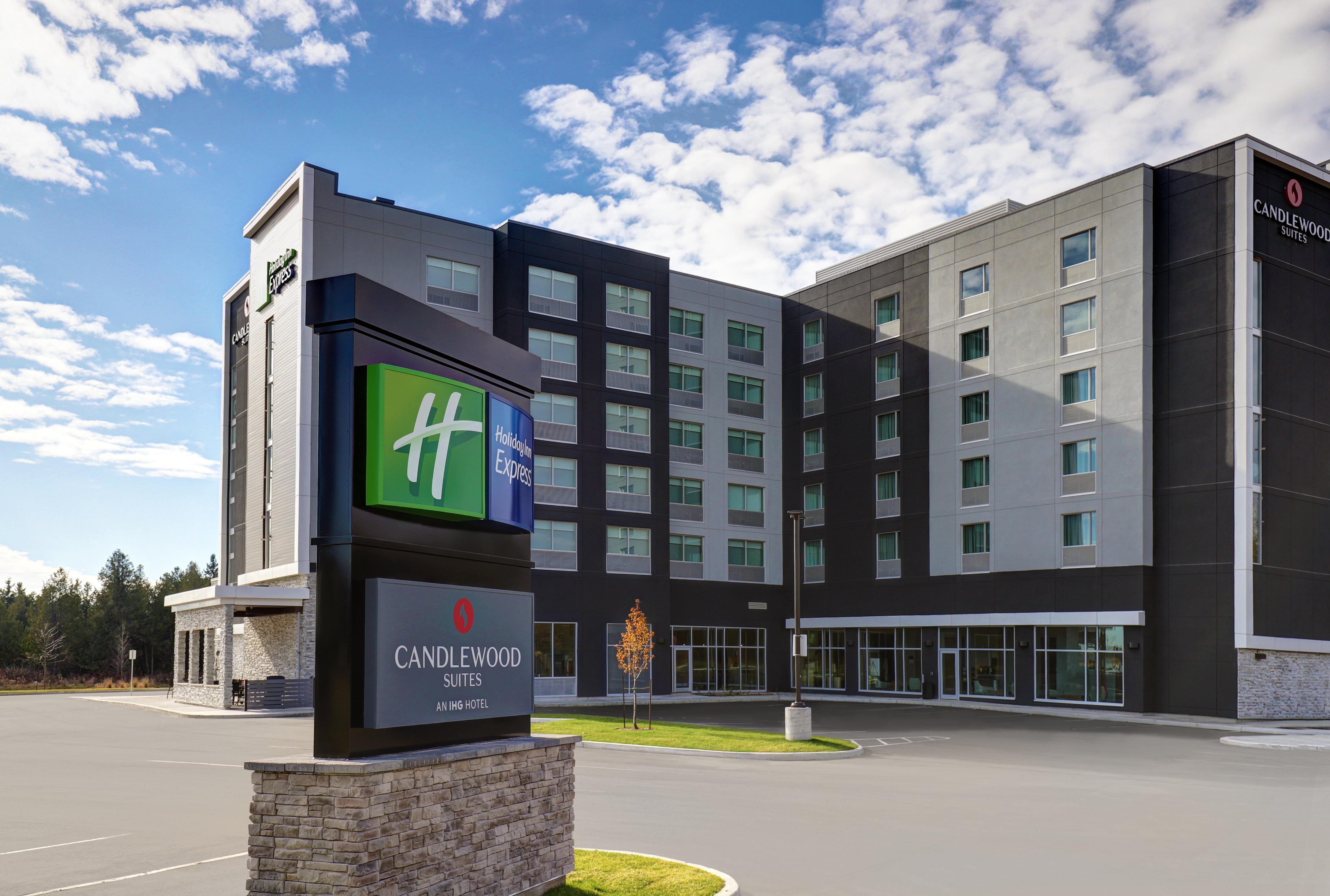 Holiday Inn Express - Kingston West By Ihg Eksteriør billede
